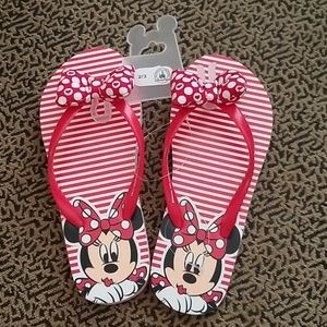 Minnie mouse flip flops nwt 2/3 girls